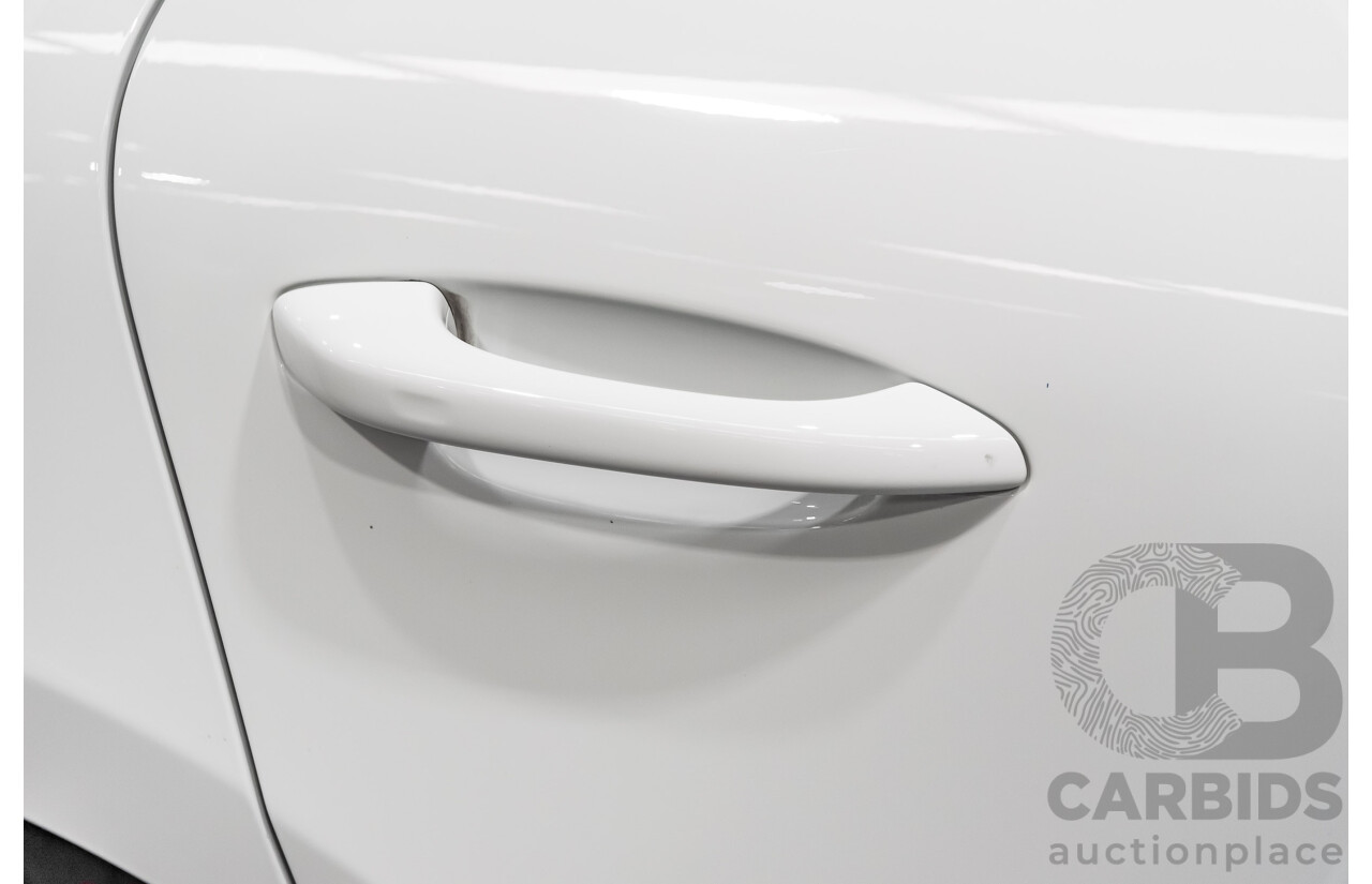 8/2020 Porsche Macan MY20 4d Wagon White 2.0L Turbo