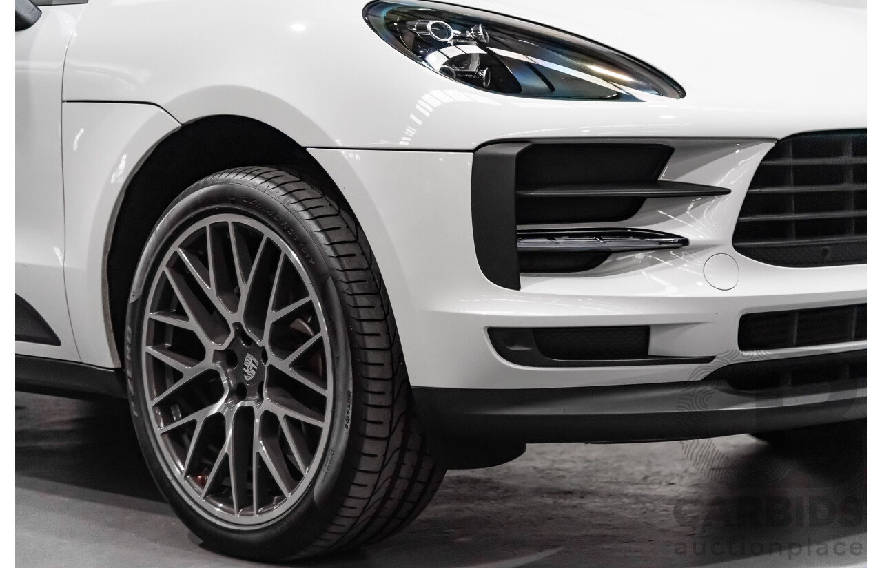 8/2020 Porsche Macan MY20 4d Wagon White 2.0L Turbo
