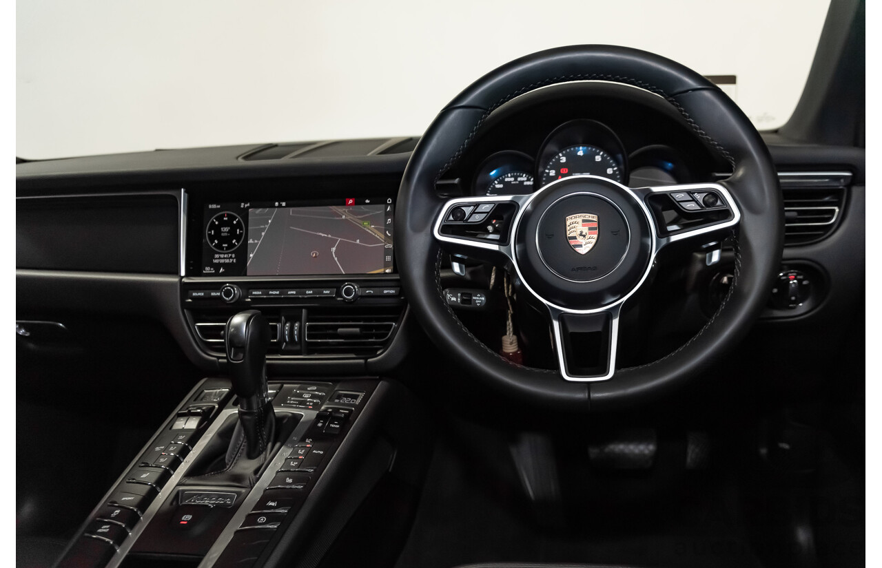 8/2020 Porsche Macan MY20 4d Wagon White 2.0L Turbo
