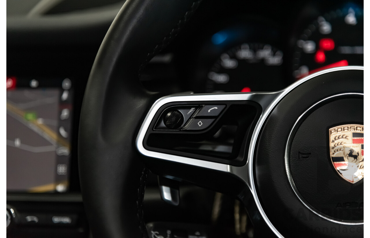8/2020 Porsche Macan MY20 4d Wagon White 2.0L Turbo