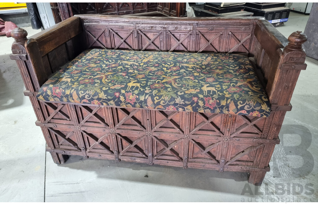 Medieval Style Pub Bench Seat - Timber