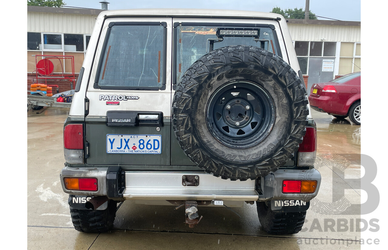 8/1992 Nissan Patrol ST (4x4) GQ 4d Wagon Gold / Green 4.2L