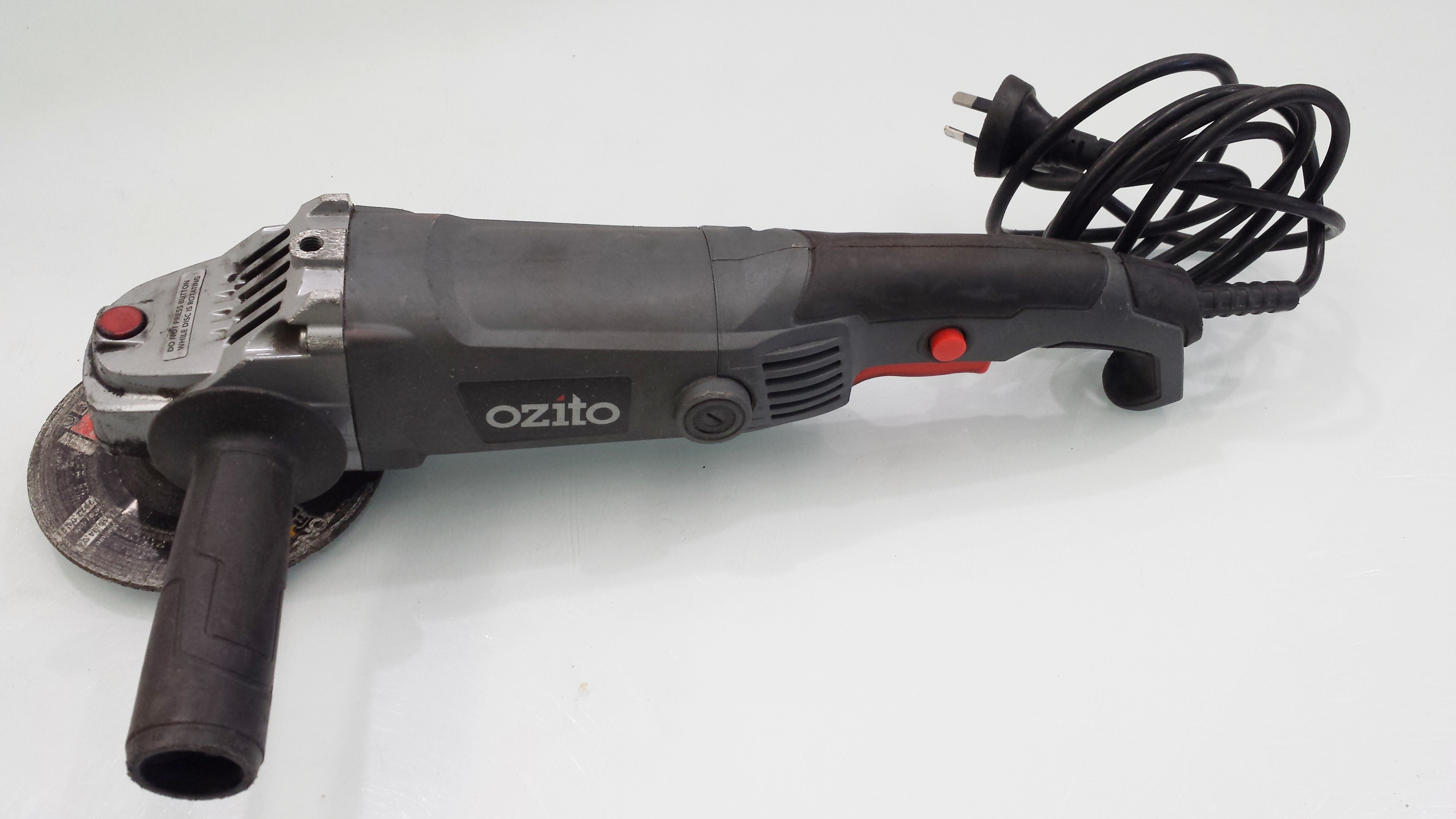 Ozito 125mm deals angle grinder bunnings