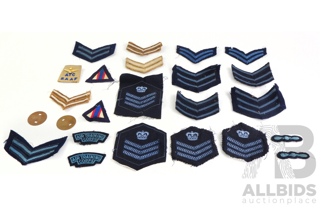 Collection RAAF Patches and Epaulettes