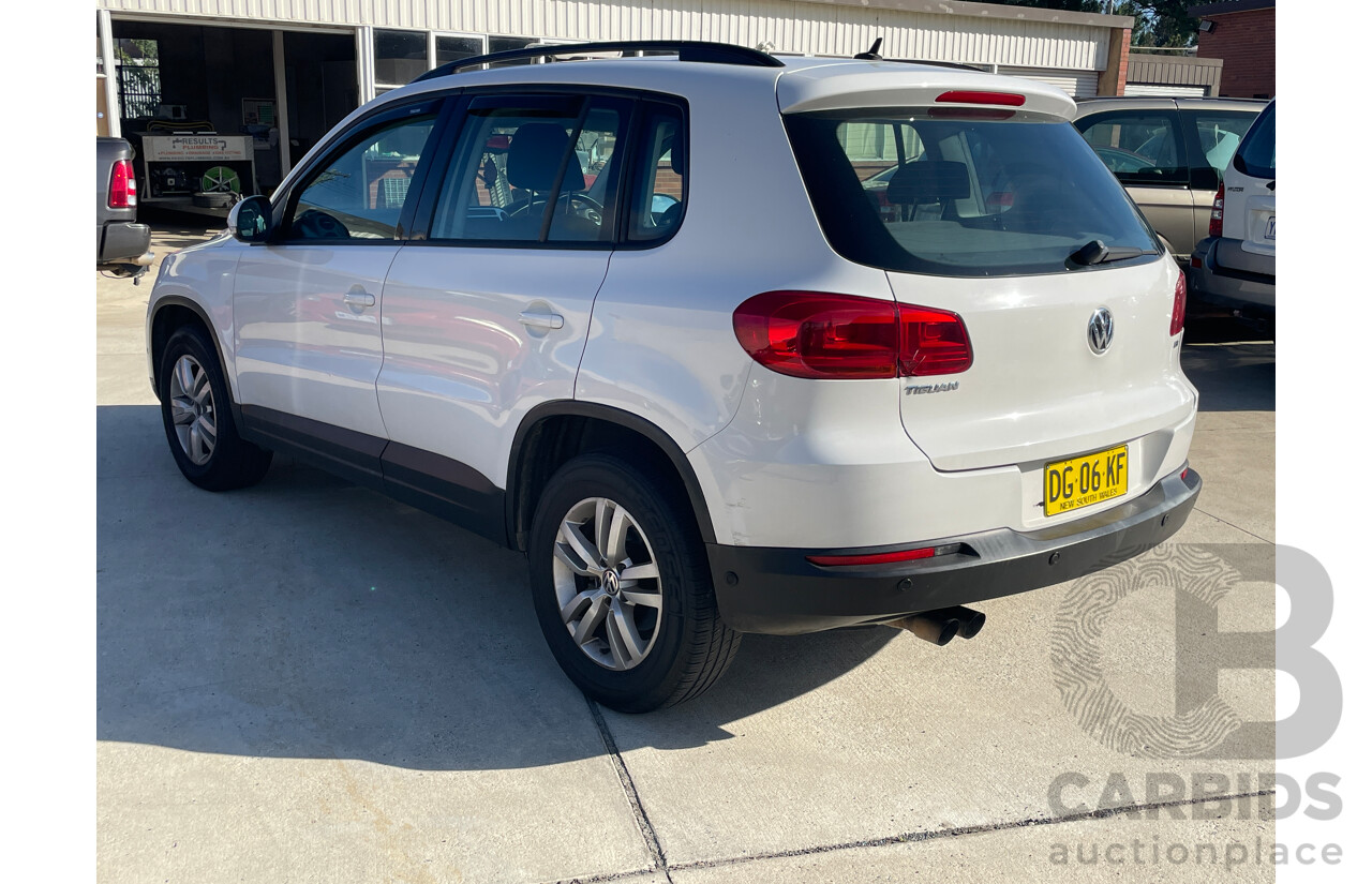 4/2012 Volkswagen Tiguan 132 TSI (4x4) 5NC MY12 4d Wagon White 2.0L
