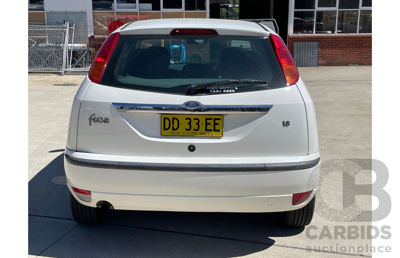 11/2003 Ford Focus LX LR 5d Hatchback White 1.8L