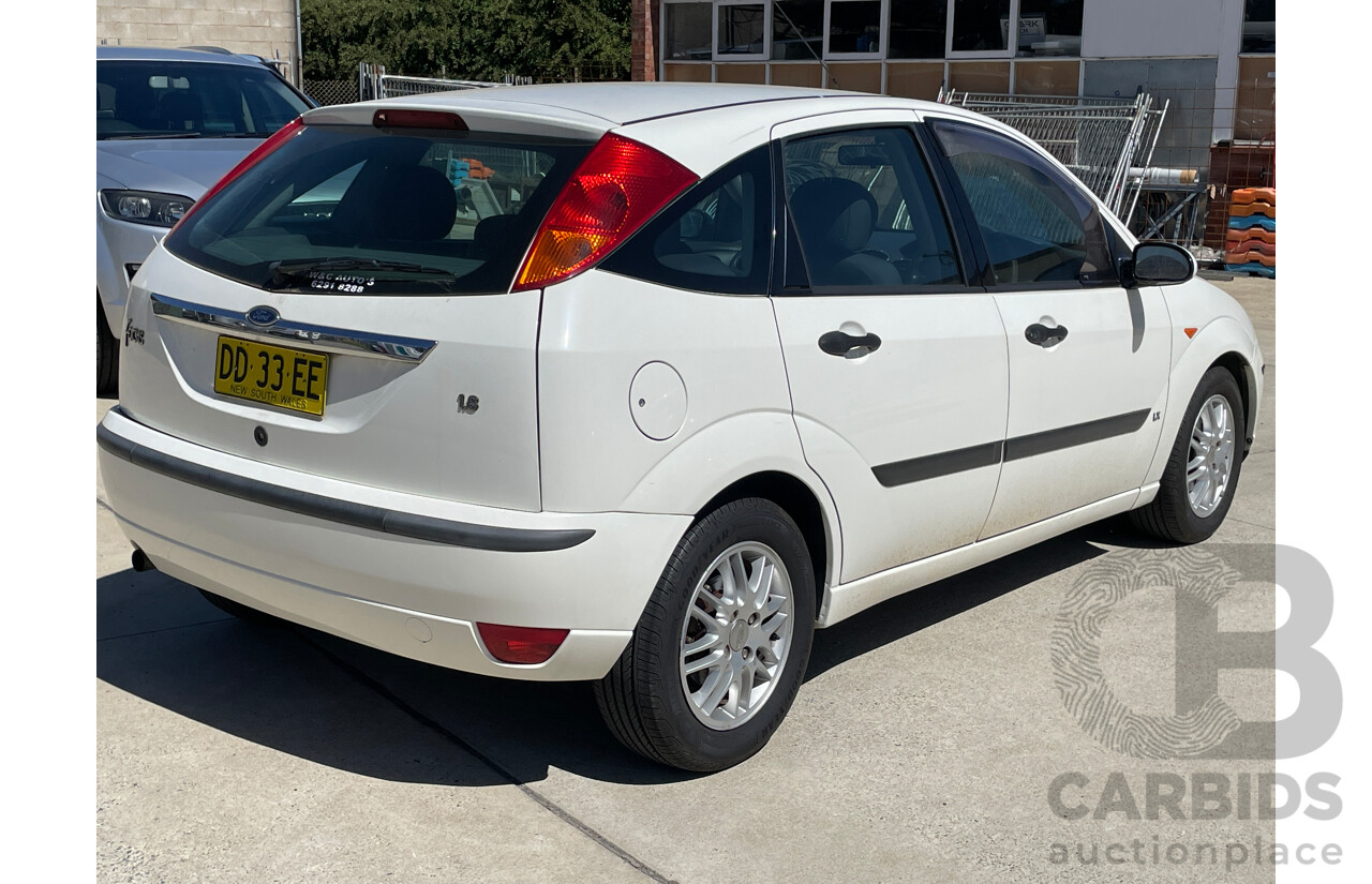 11/2003 Ford Focus LX LR 5d Hatchback White 1.8L