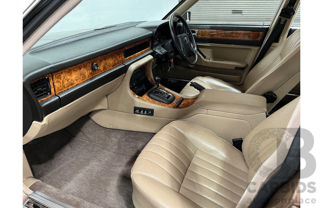 9/1988 Jaguar Sovereign XJ6 4d Sedan Brown 3.6L