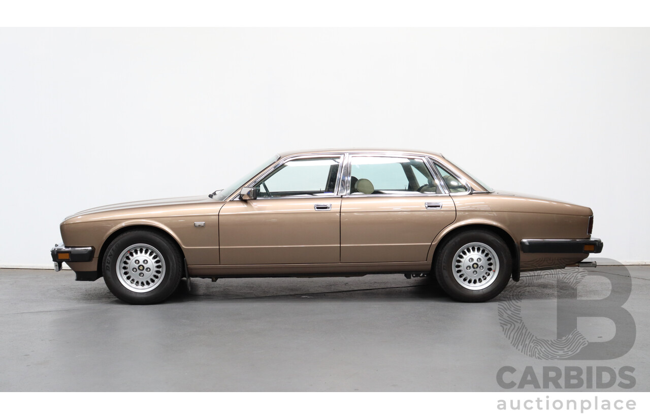 9/1988 Jaguar Sovereign XJ6 4d Sedan Brown 3.6L