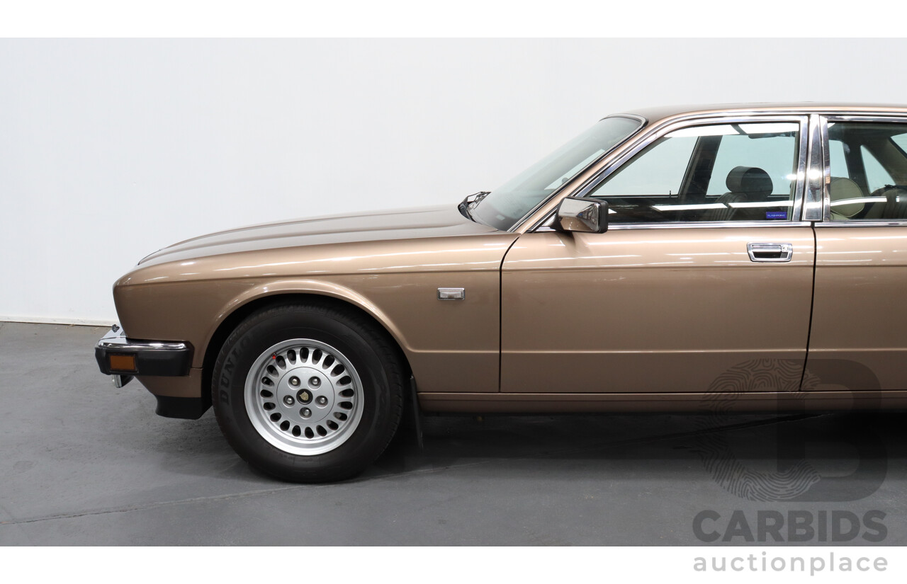 9/1988 Jaguar Sovereign XJ6 4d Sedan Brown 3.6L