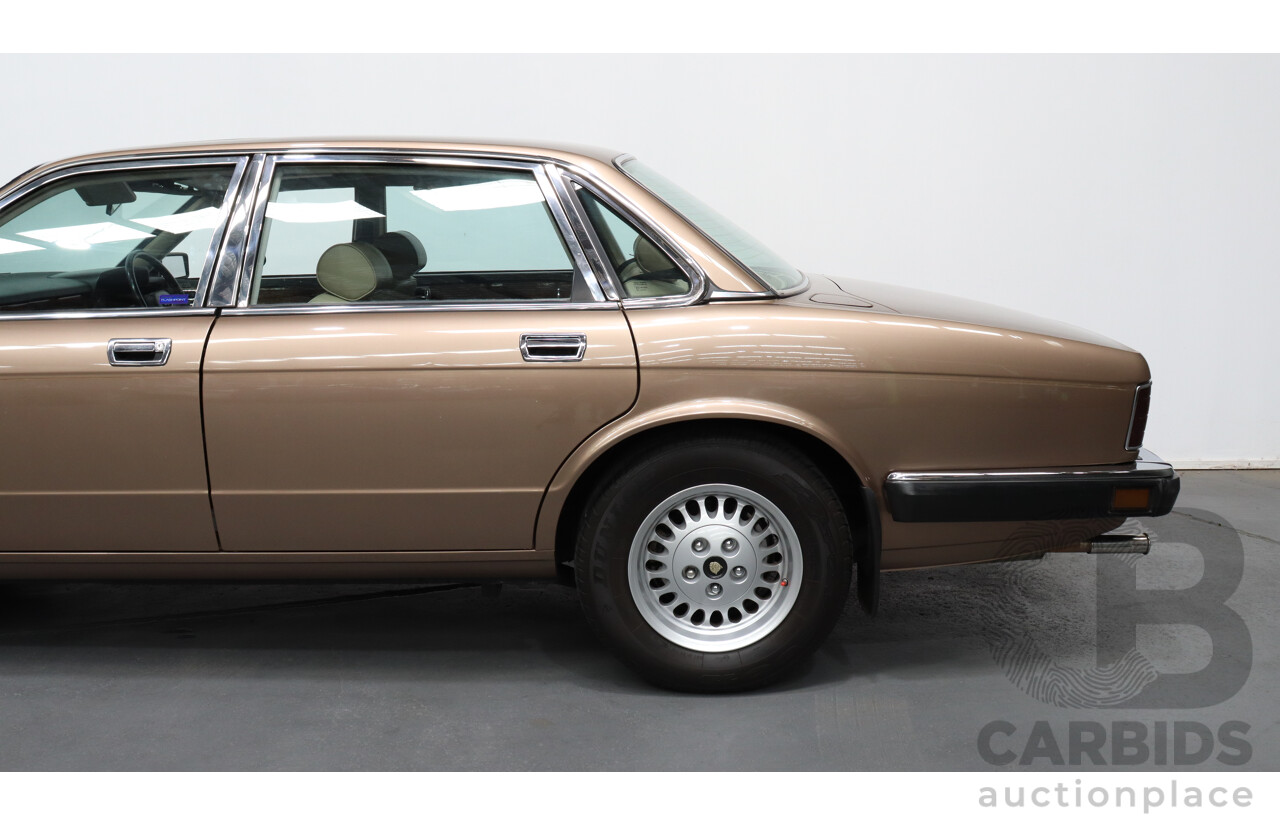 9/1988 Jaguar Sovereign XJ6 4d Sedan Brown 3.6L