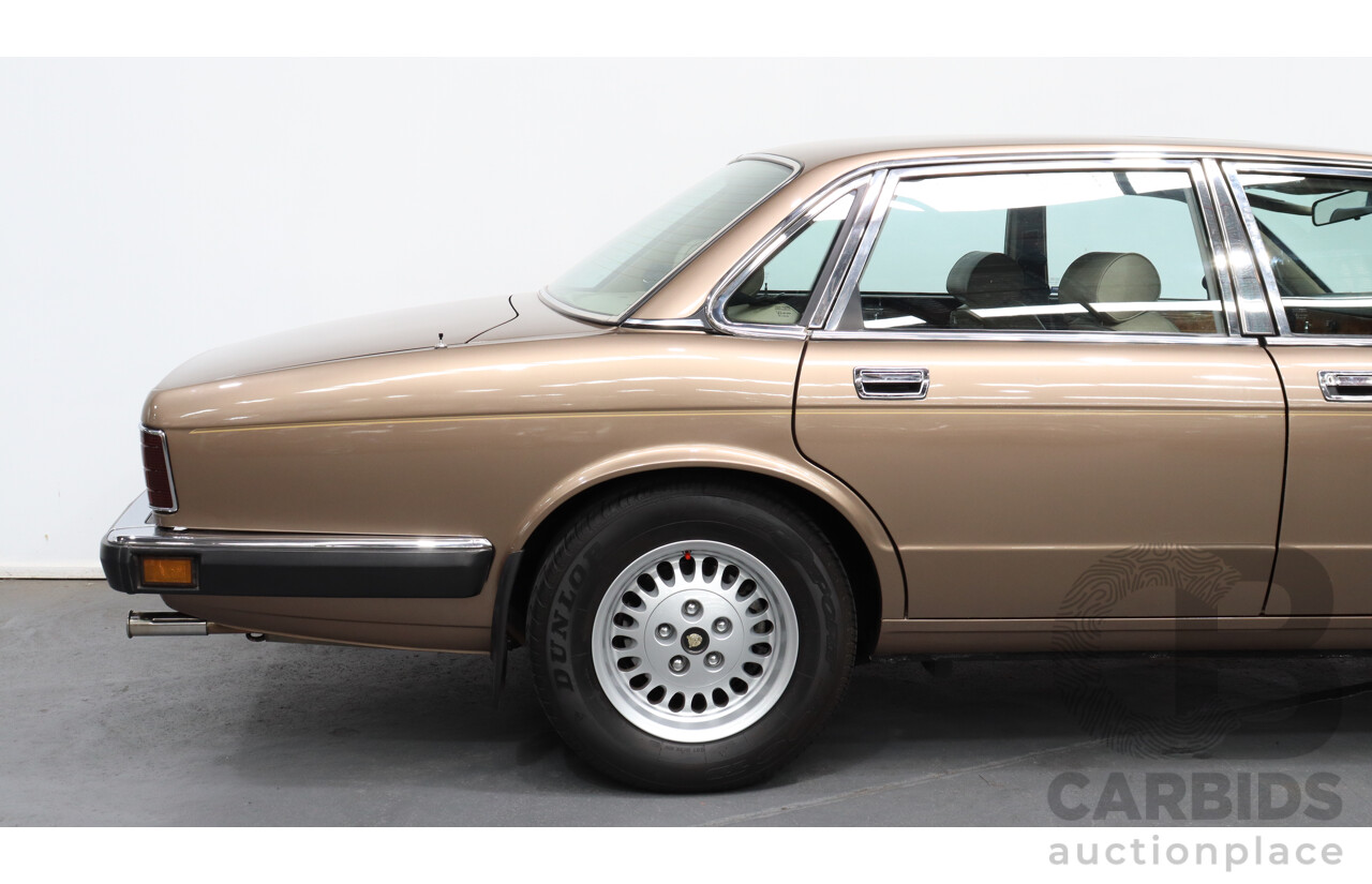 9/1988 Jaguar Sovereign XJ6 4d Sedan Brown 3.6L