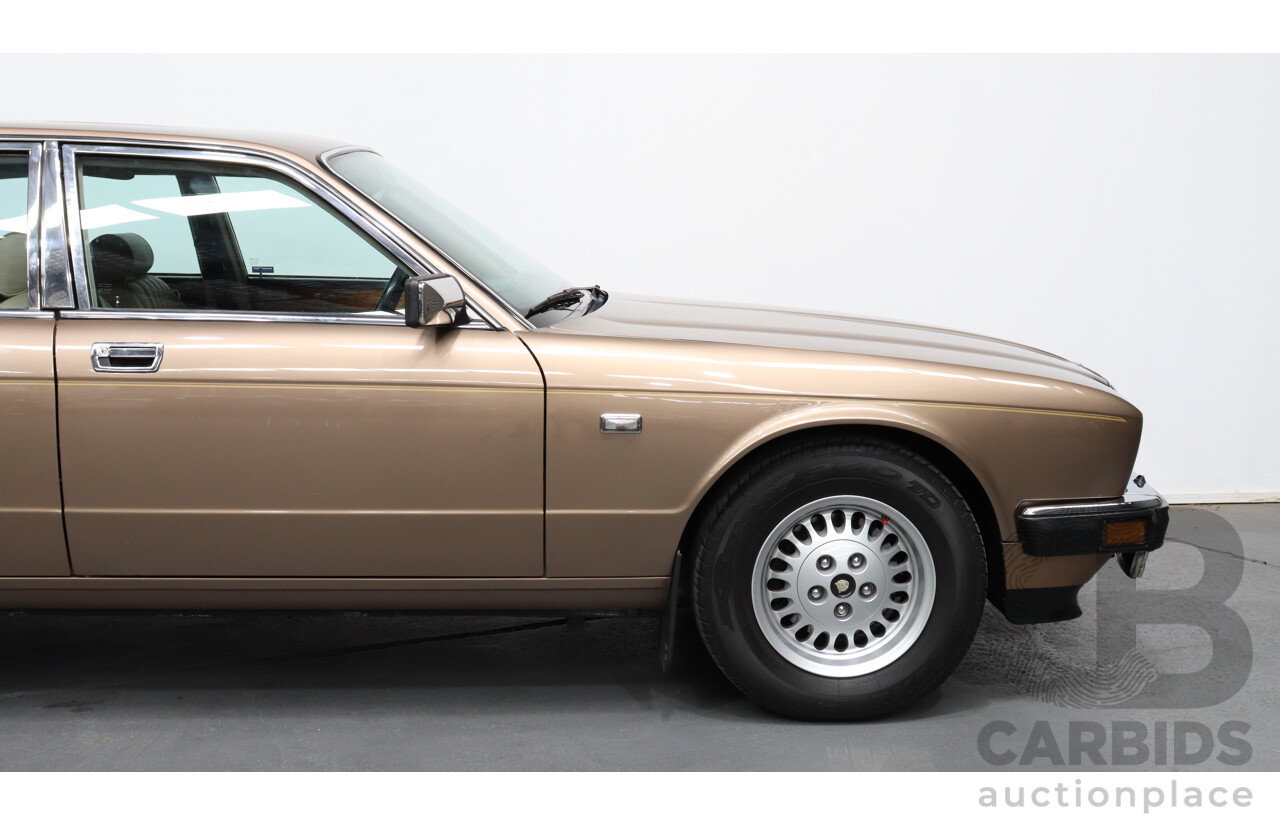 9/1988 Jaguar Sovereign XJ6 4d Sedan Brown 3.6L