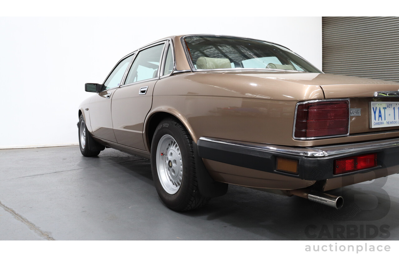 9/1988 Jaguar Sovereign XJ6 4d Sedan Brown 3.6L