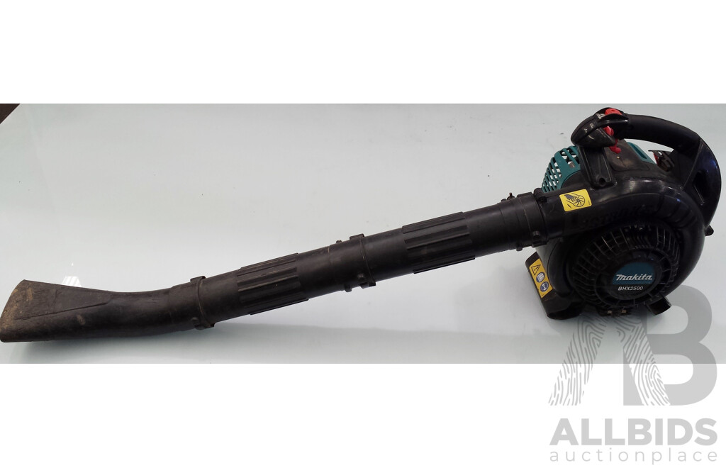 Makita Four Stroke Petrol Garden Blower