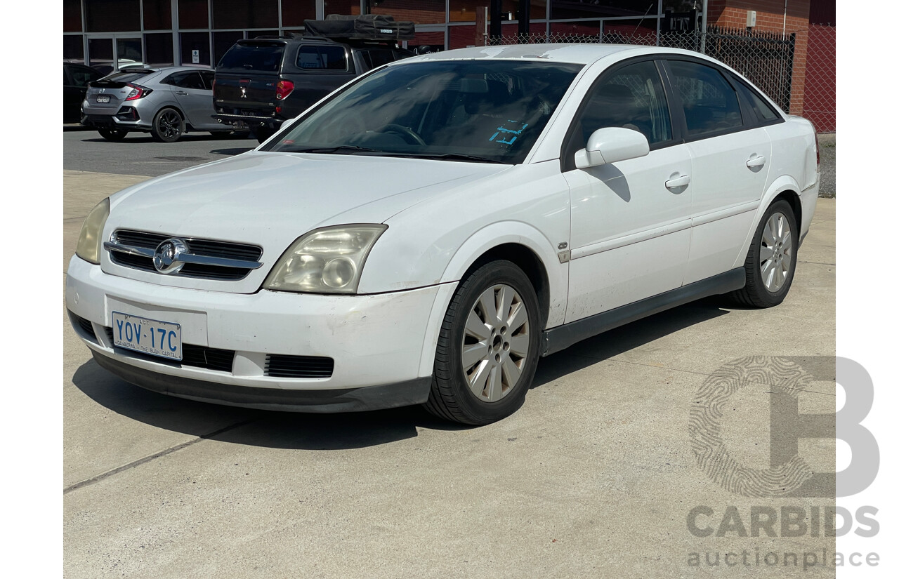 1/2005 Holden Vectra CD ZC MY04 4d Sedan White 2.2L