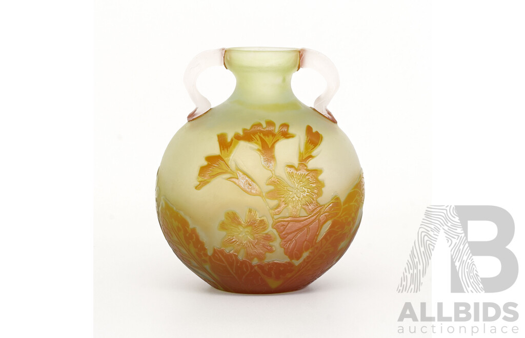 Genuine Émile Gallé (French 1846-1904) Art Nouveau Triple-Overlay Cameo & Fire-Polished Glass Vase Circa 1900