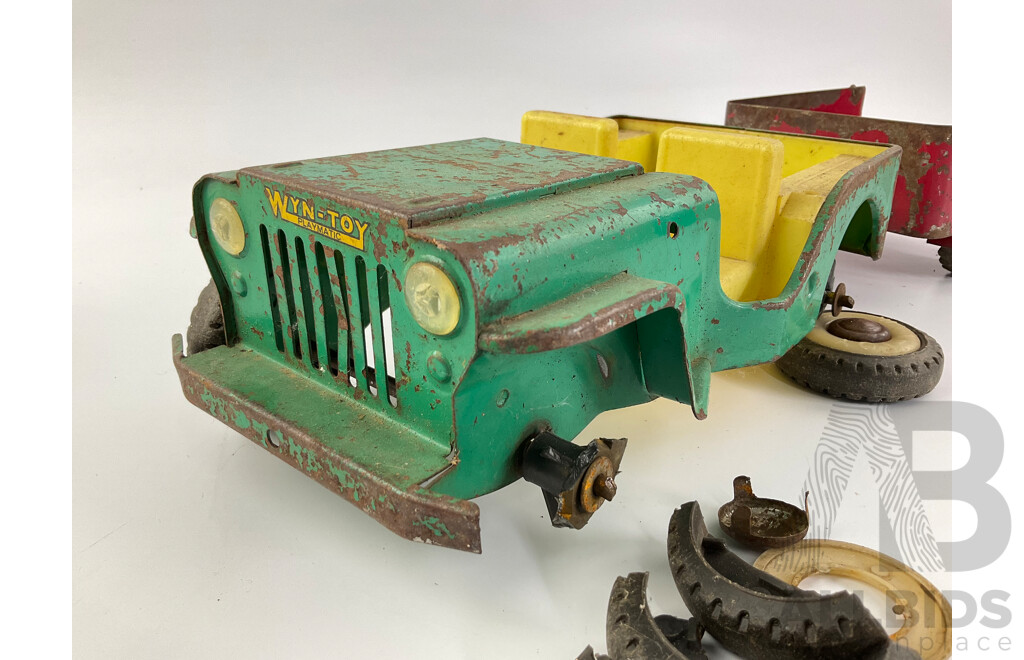 Vintage Wyn-Toys Pressed Steel Jeep and Trailer, Made in Australia