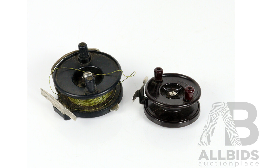 Vintage Alpha Bakelite Fly Fishing Reel and Alvey Side Cast Example