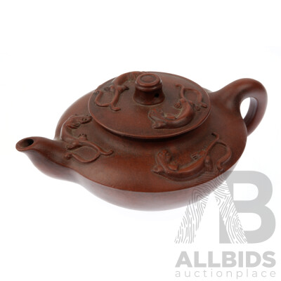 Vintage Chinese Yi Xing Lidded Teapot with Raised Panther Motif