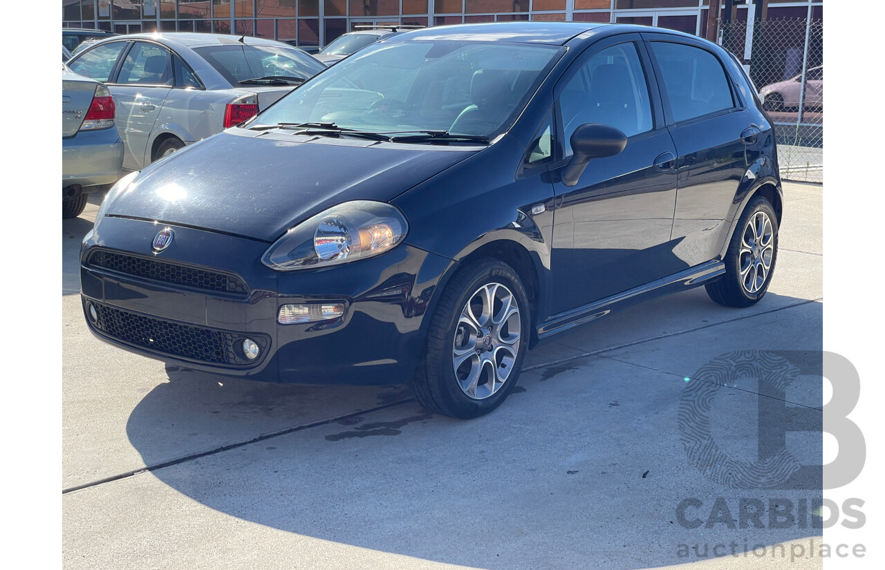 10/2013 Fiat Punto Lounge MY13 5d Hatchback Blue 1.4L