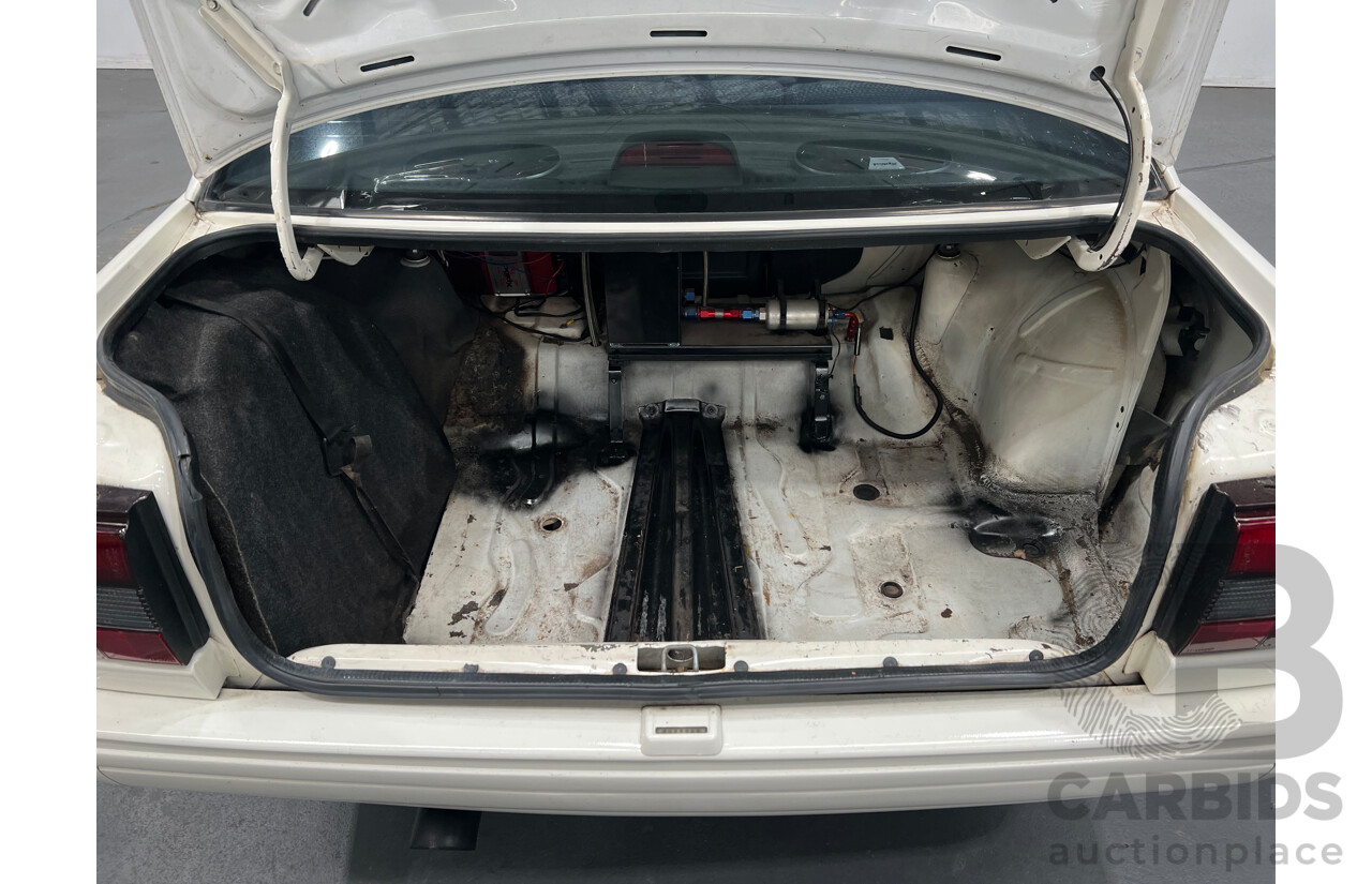 9/1991 Holden Commodore Executive VN 4d Sedan White 5.0L V8