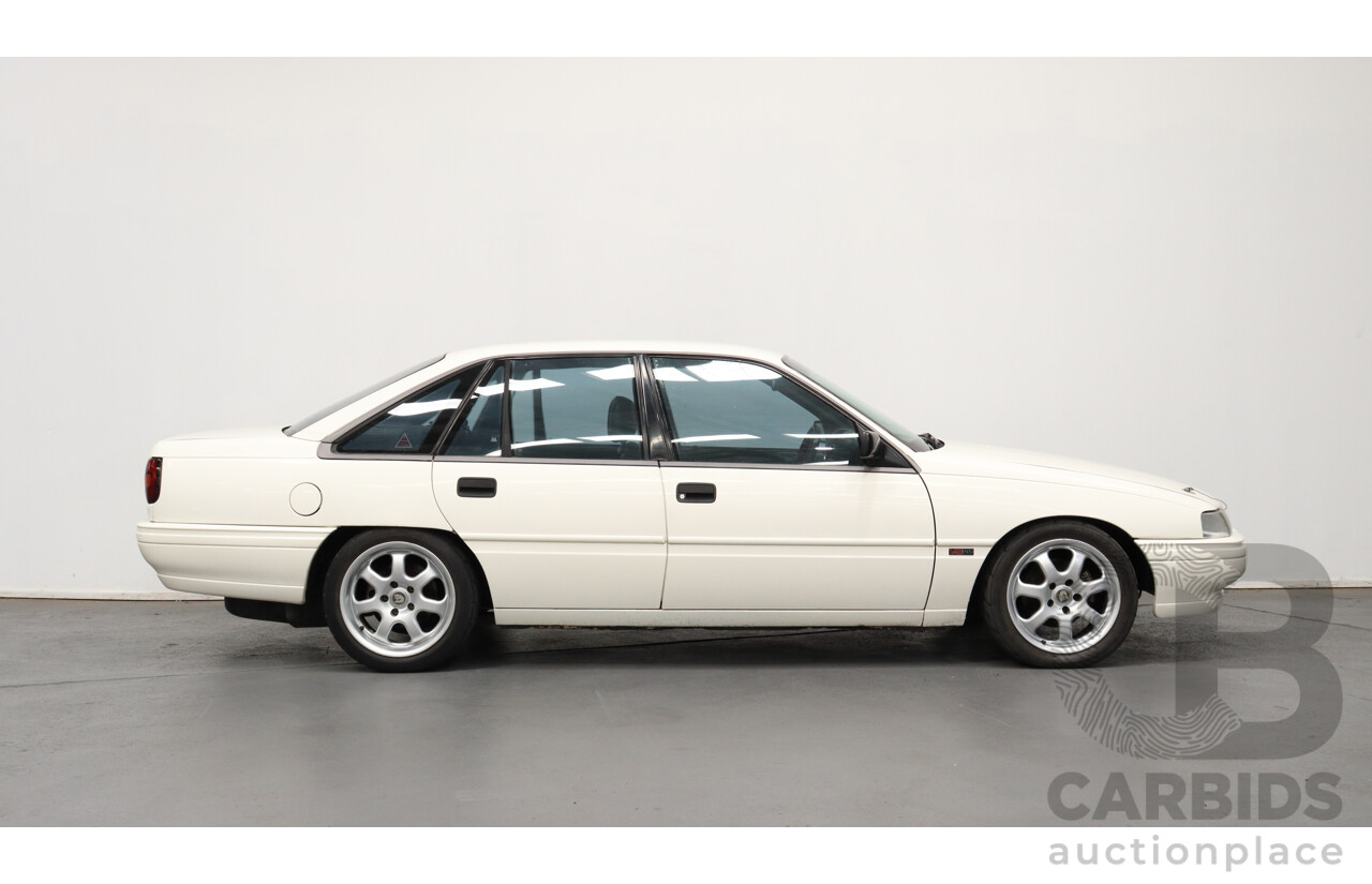 9/1991 Holden Commodore Executive VN 4d Sedan White 5.0L V8