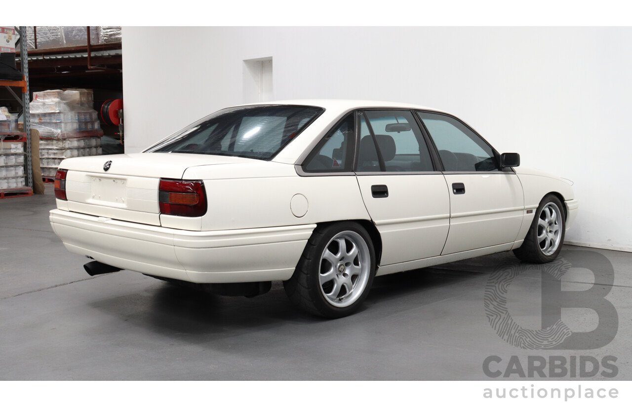 9/1991 Holden Commodore Executive VN 4d Sedan White 5.0L V8