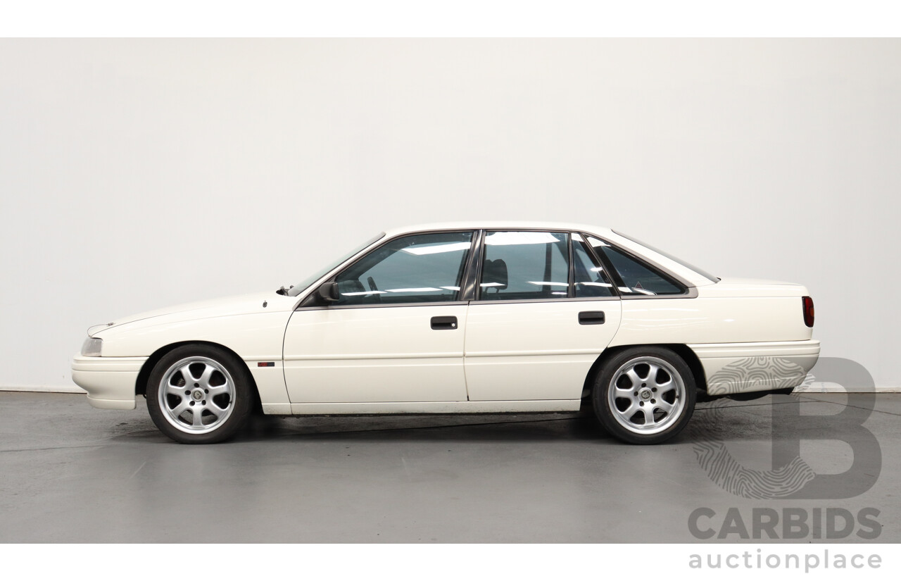 9/1991 Holden Commodore Executive VN 4d Sedan White 5.0L V8