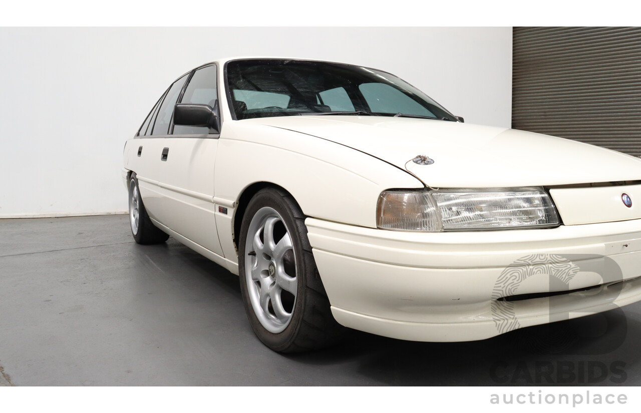 9/1991 Holden Commodore Executive VN 4d Sedan White 5.0L V8