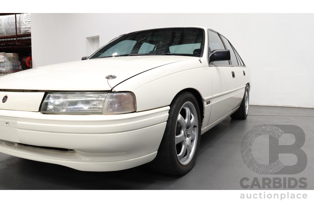 9/1991 Holden Commodore Executive VN 4d Sedan White 5.0L V8