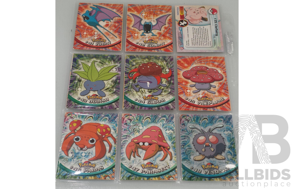 Pokemon Series 1 Trading Cards - Lot of 17