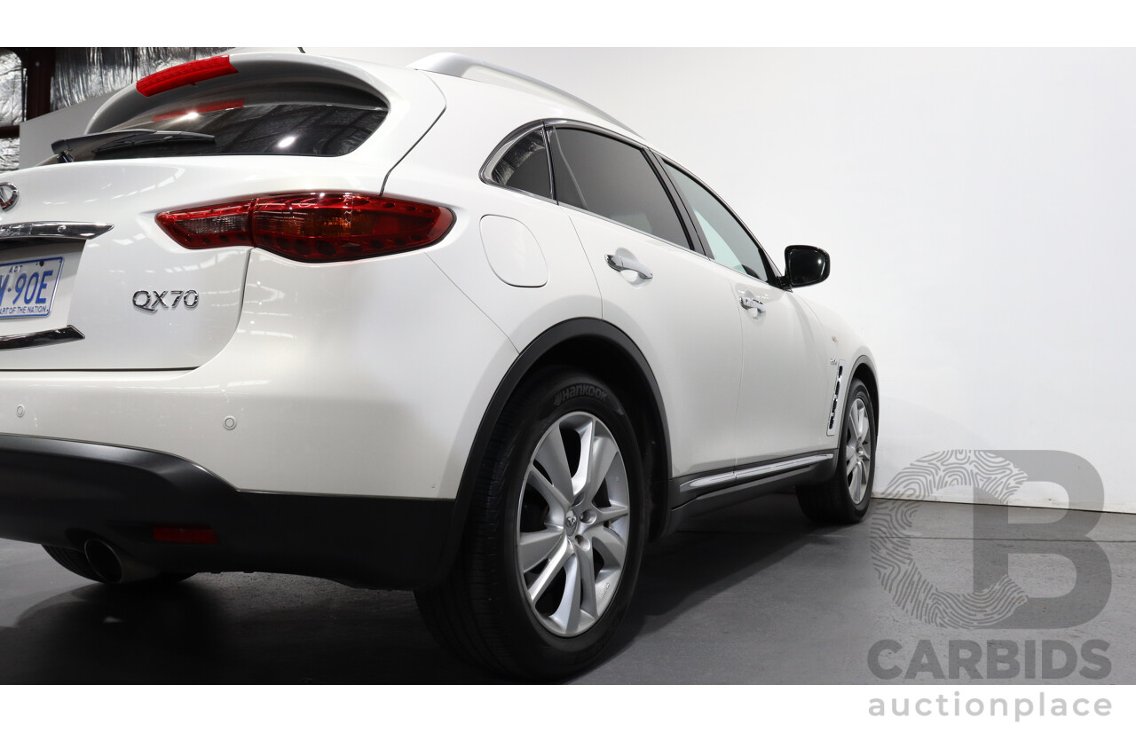 9/2016 Infiniti Qx70 3.0d GT  4d Wagon White 3.0L Turbo Diesel