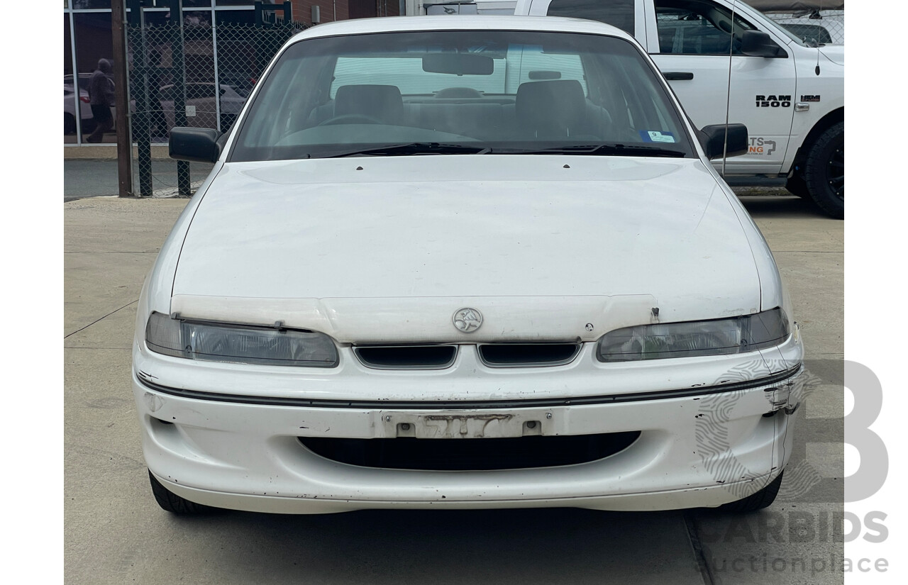 7/1995 Holden Commodore Executive VS 4d Sedan White 3.8L