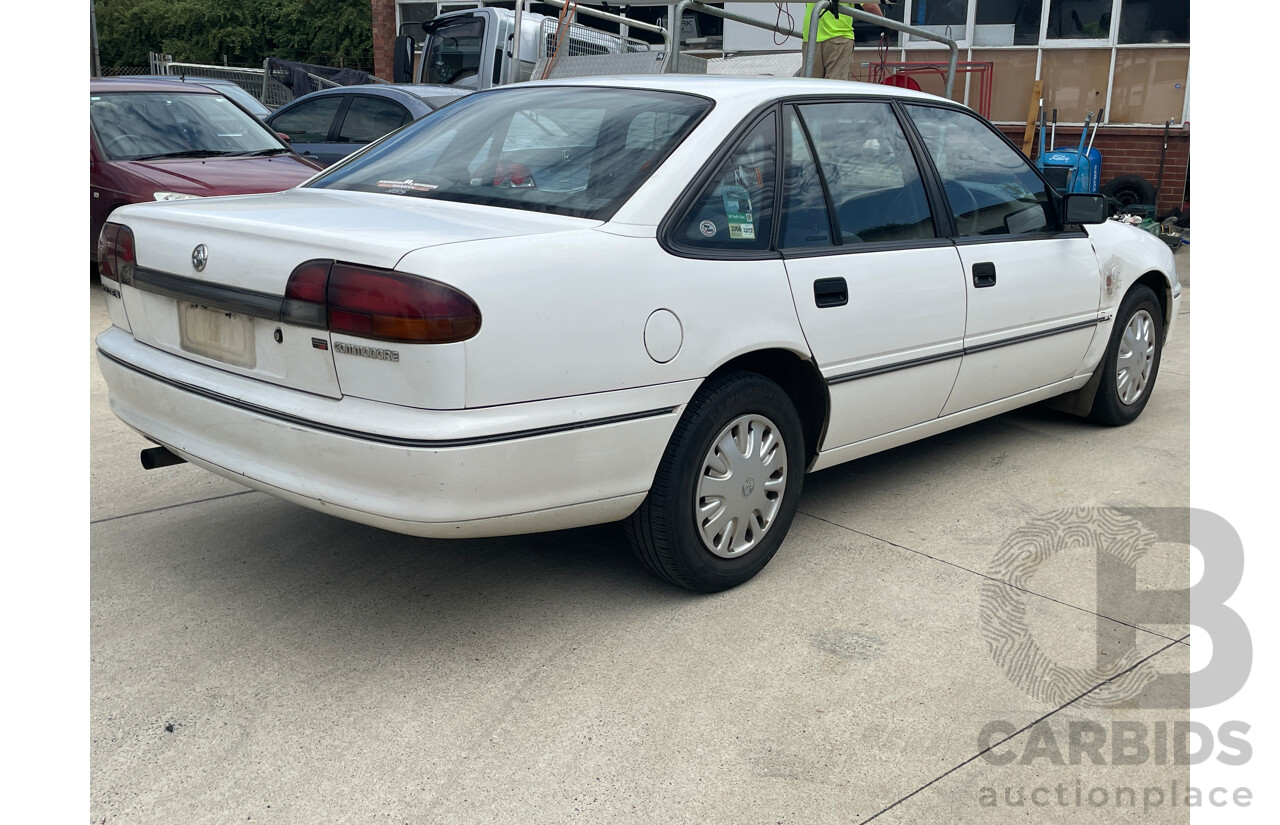 7/1995 Holden Commodore Executive VS 4d Sedan White 3.8L