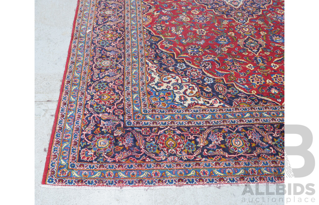 Large Hand Knotted Persian Kashan Wool Main Carpet with Classic Book Cover Design