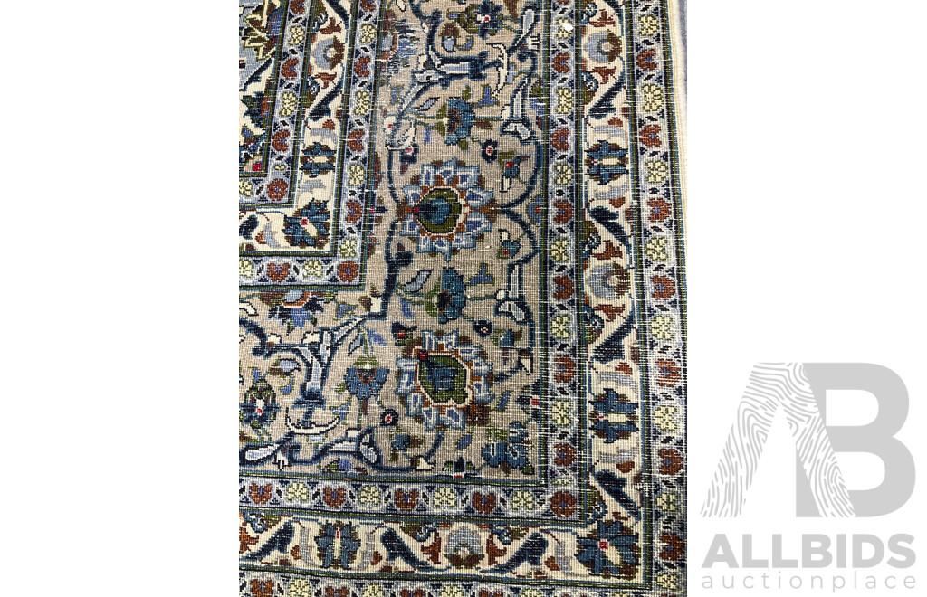Hand Knotted Persian White Soft Wool Kashan Main Carpet