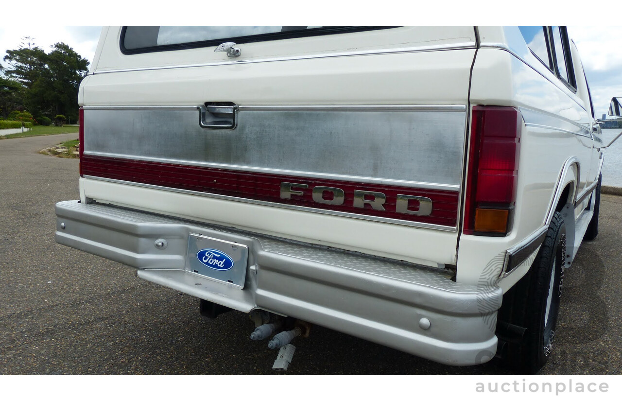 11/1985 Ford F100 XLT LWB Utility White 5.8L 351ci V8 - Rare 5 Seat B100 Style Conversion