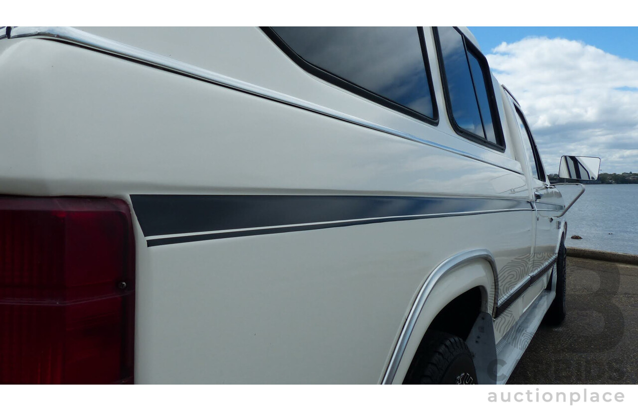 11/1985 Ford F100 XLT LWB Utility White 5.8L 351ci V8 - Rare 5 Seat B100 Style Conversion