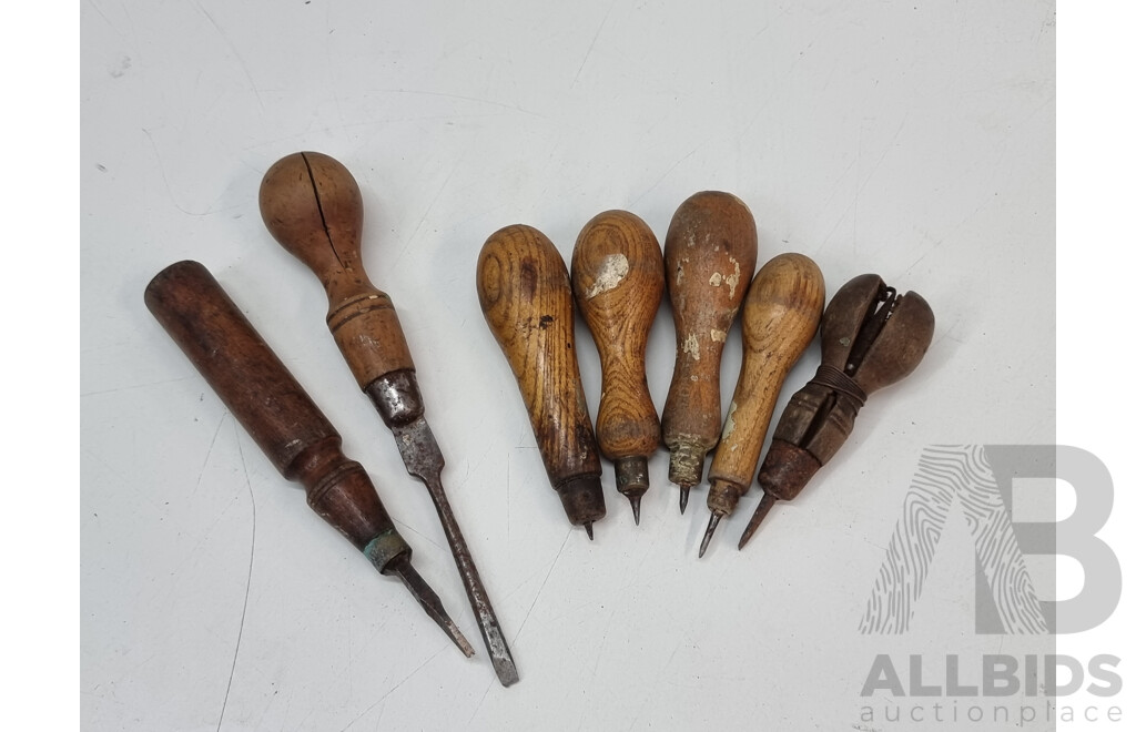 Quantity of Antique Chisels and Awls - Various Examples