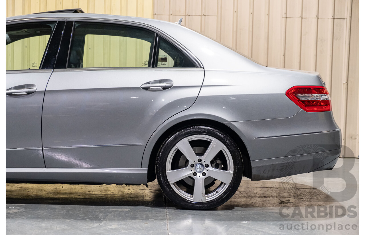 12/2009 Mercedes-Benz E350 Avantgarde W212 4d Sedan Palladium Silver Metallic 3.5L V6