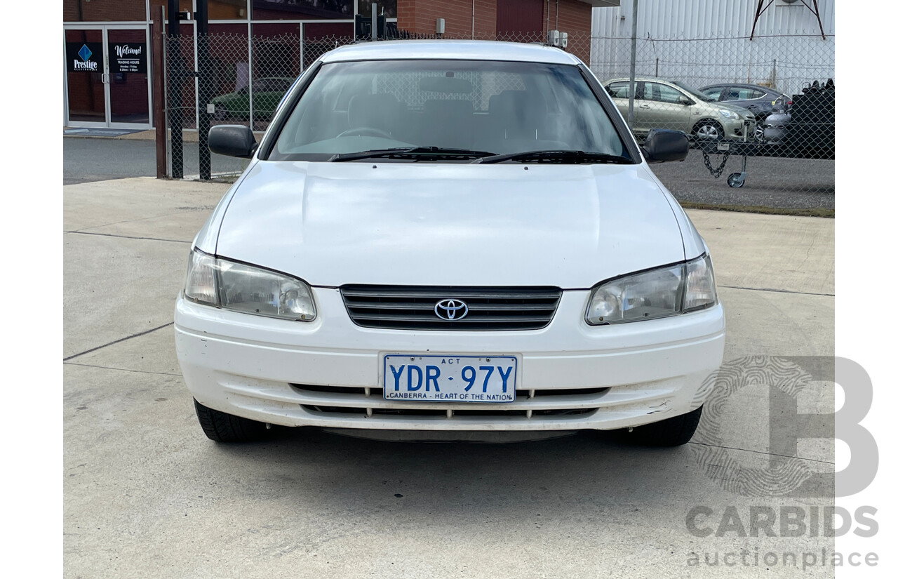 7/1998 Toyota Camry CSi MCV20R 4d Wagon White 3.0L