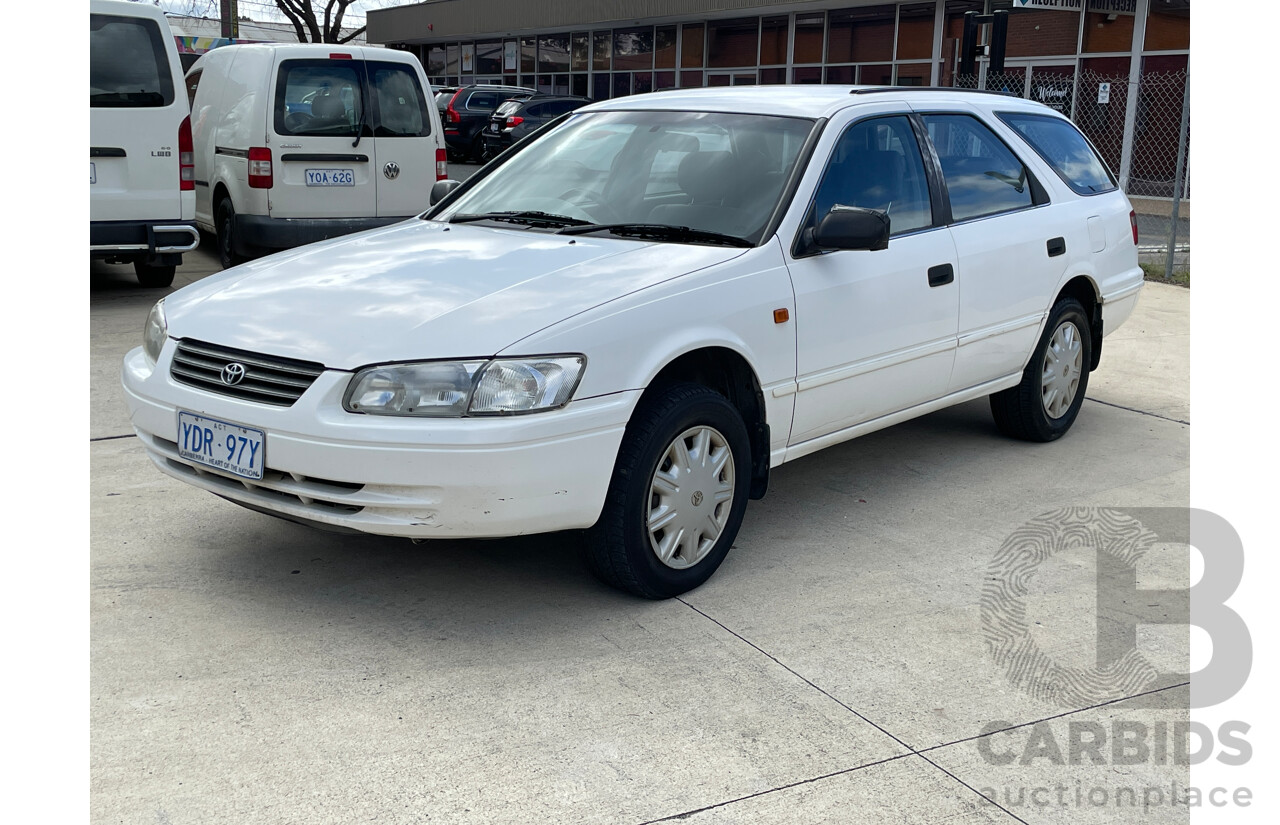 7/1998 Toyota Camry CSi MCV20R 4d Wagon White 3.0L