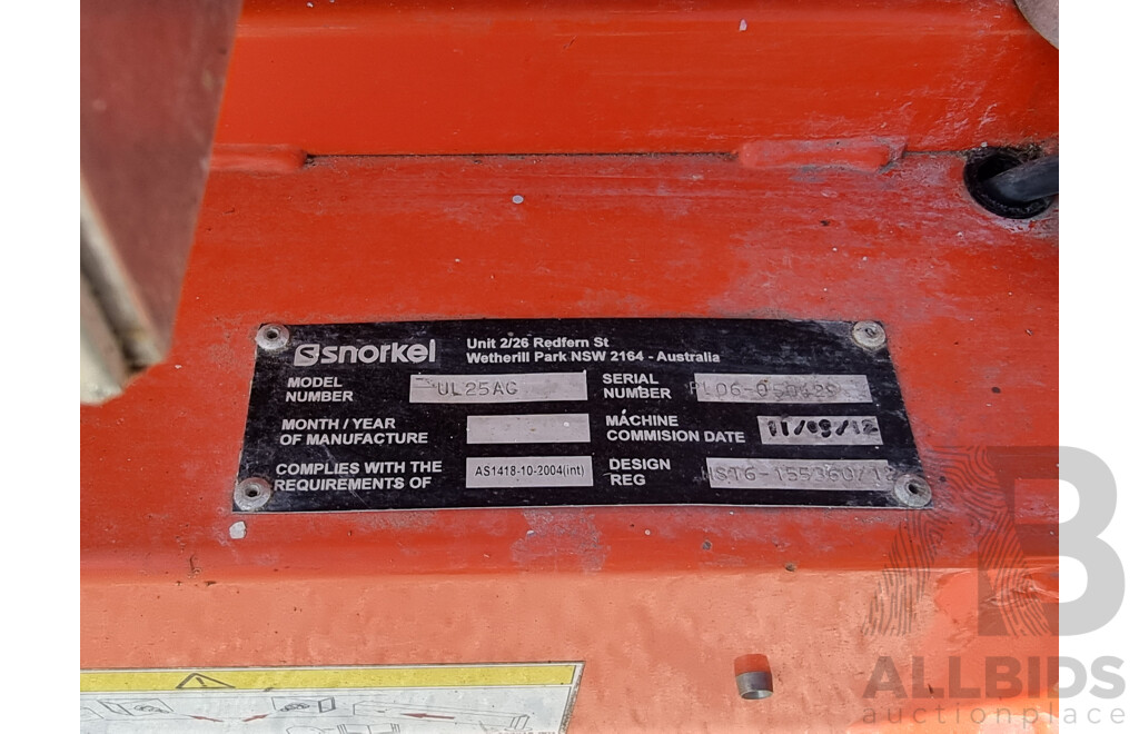 Snorkel UL25 Push-Around Mast Lift
