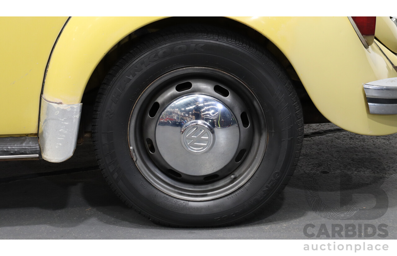 7/1975 Volkswagen Beetle 1600 L 2 d Sedan Yellow 1.6L