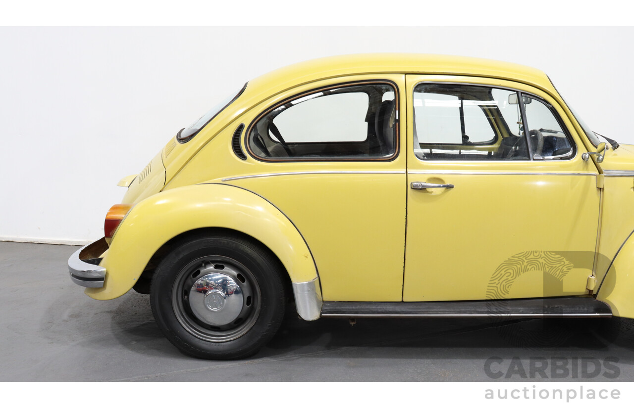 7/1975 Volkswagen Beetle 1600 L 2 d Sedan Yellow 1.6L