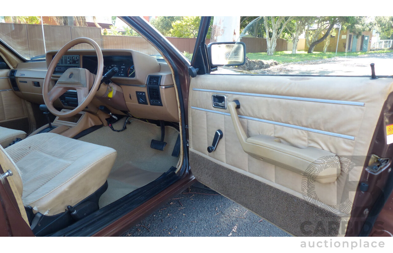 8/1980 Holden Commodore SL VC 4d Sedan Nutmeg Brown Metallic 4.2L 253ci V8