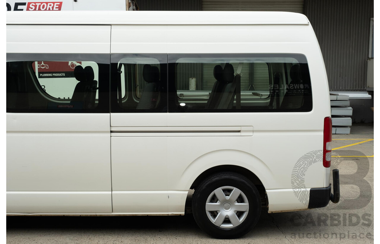 7/2015 Toyota Hiace Commuter KDH223R MY15 Bus White 3.0L Turbo Diesel - Factory 14 Seater