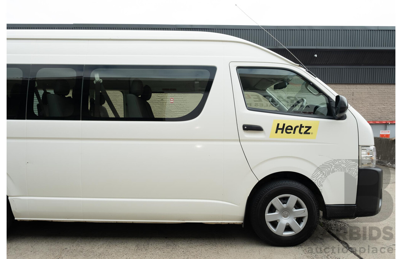 7/2015 Toyota Hiace Commuter KDH223R MY15 Bus White 3.0L Turbo Diesel - Factory 14 Seater