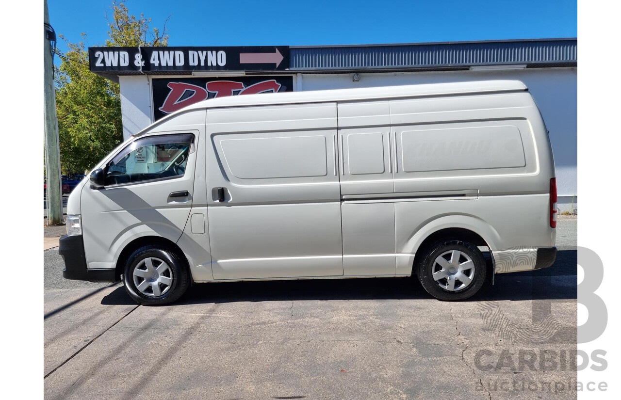 9/2011 Toyota Hiace SLWB MY11 5d Van White 3.0L Turbo Diesel